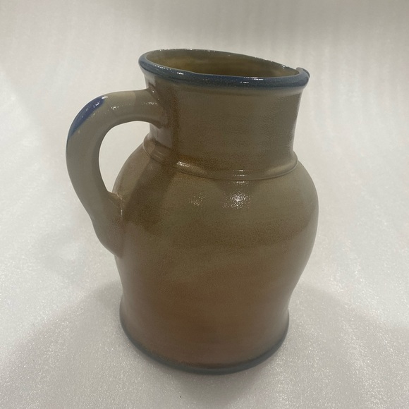 Beaumont Brothers Pottery 9” Salt Glazed Pitcher With Handle Blue Heart Design - Picture 4 of 10